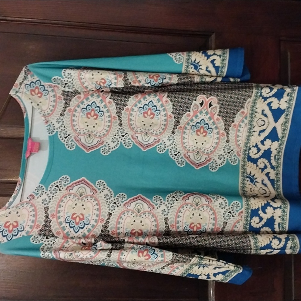 GORGEOUS TURQUOISE/BLUE & Multicolor ornate pattern 3/4 sleeve long top, sz Lg